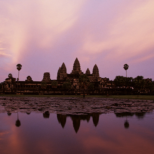 Angkor Wat bei Sonnenaufgang.